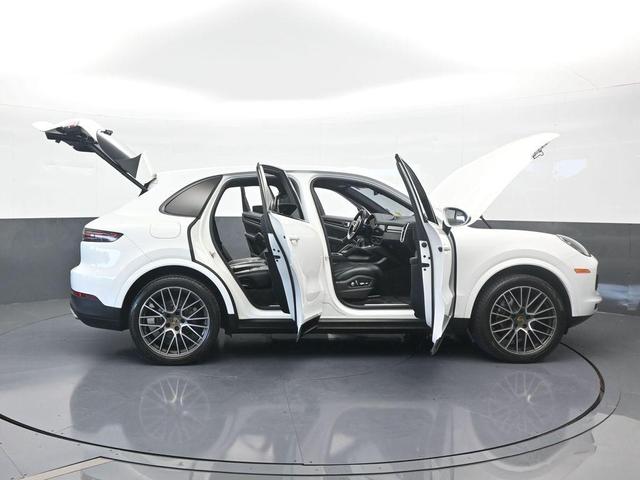 Photo of 2020  Porsche Cayenne