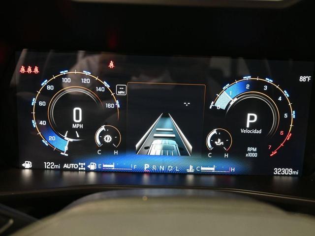 Photo of 2024 Summit White Chevrolet Colorado