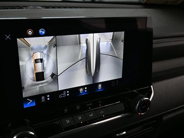 Photo of 2024 Summit White Chevrolet Colorado