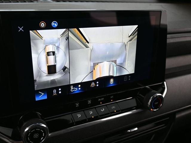 Photo of 2024 Summit White Chevrolet Colorado