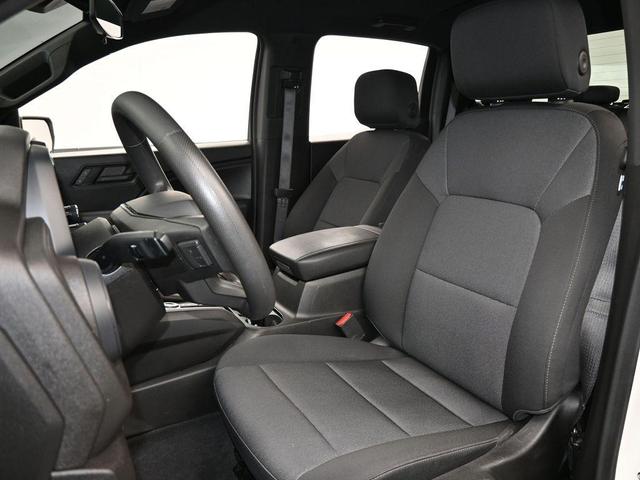 Photo of 2024 Summit White Chevrolet Colorado