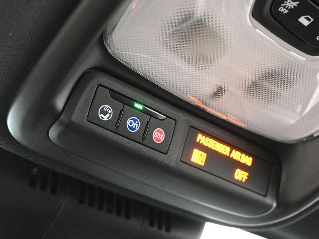 Photo of 2024 Summit White Chevrolet Colorado