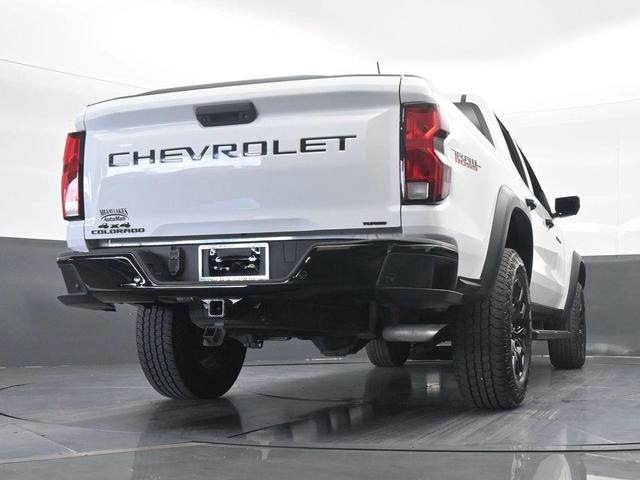 Photo of 2024 Summit White Chevrolet Colorado