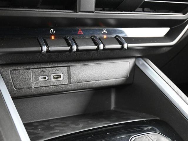 Photo of 2024 Summit White Chevrolet Colorado