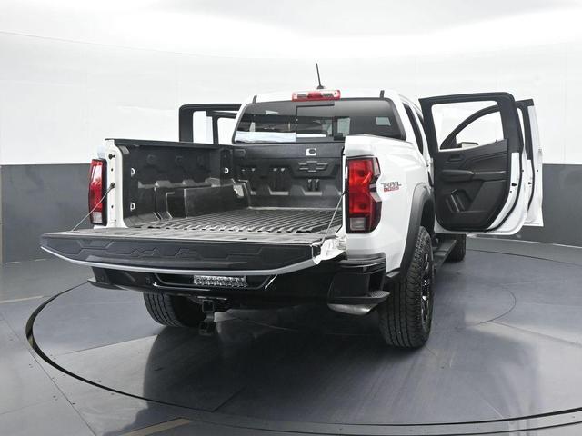 Photo of 2024 Summit White Chevrolet Colorado