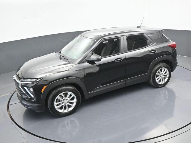 Photo of 2024 Mosaic Black Metallic Chevrolet Trailblazer