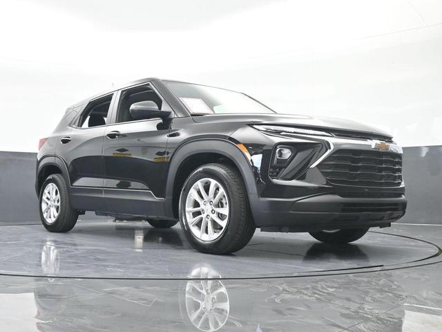 Photo of 2024 Mosaic Black Metallic Chevrolet Trailblazer