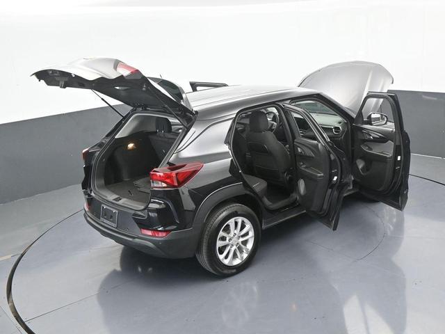Photo of 2024 Mosaic Black Metallic Chevrolet Trailblazer