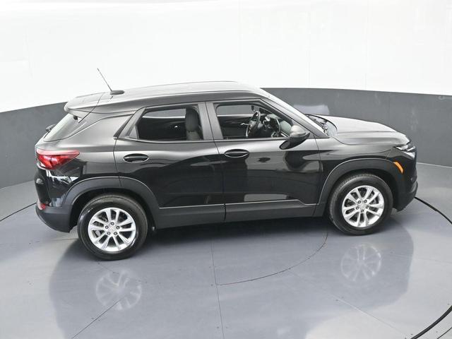 Photo of 2024 Mosaic Black Metallic Chevrolet Trailblazer