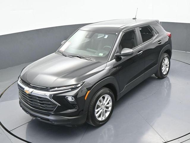 Photo of 2024 Mosaic Black Metallic Chevrolet Trailblazer