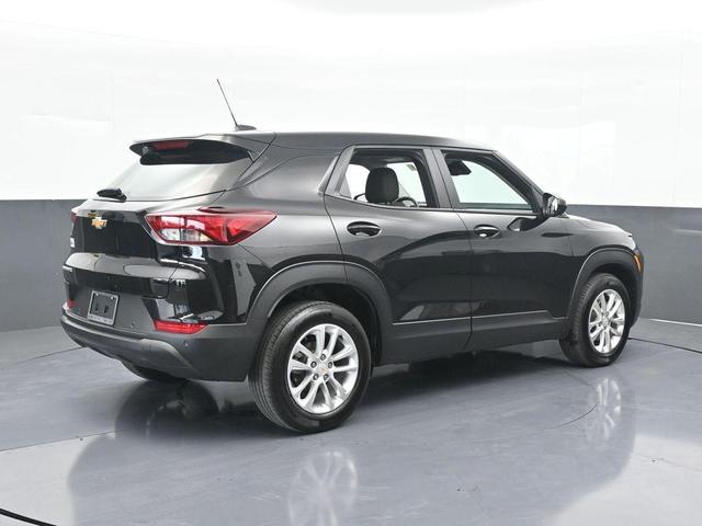 Photo of 2024 Mosaic Black Metallic Chevrolet Trailblazer