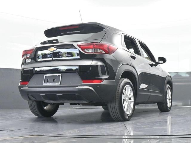 Photo of 2024 Mosaic Black Metallic Chevrolet Trailblazer