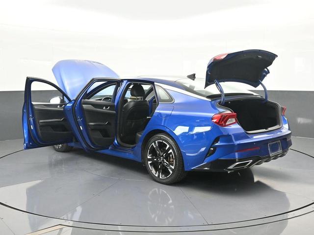 Photo of 2023 Sapphire Blue Kia K5