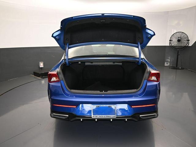 Photo of 2023 Sapphire Blue Kia K5