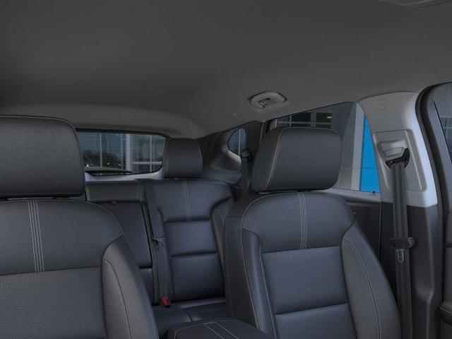 Photo of 2025 Summit White Chevrolet Blazer