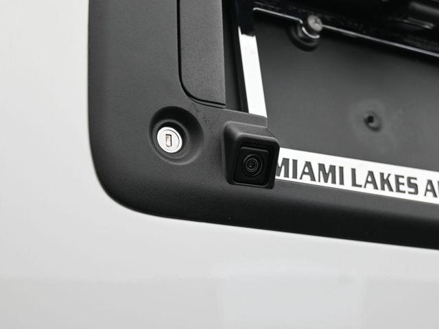 Photo of 2025 Summit White Chevrolet Express 2500