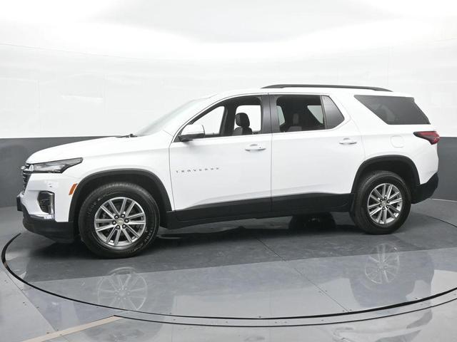 Photo of 2022 Summit White Chevrolet Traverse