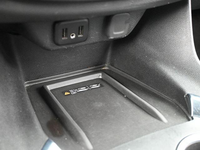 Photo of 2022 Summit White Chevrolet Traverse