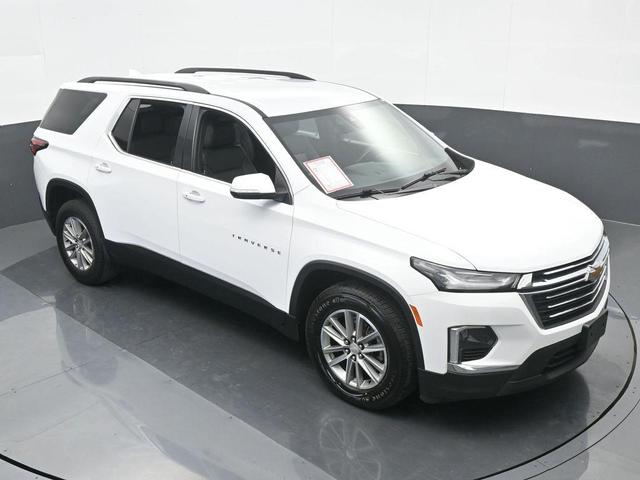 Photo of 2022 Summit White Chevrolet Traverse