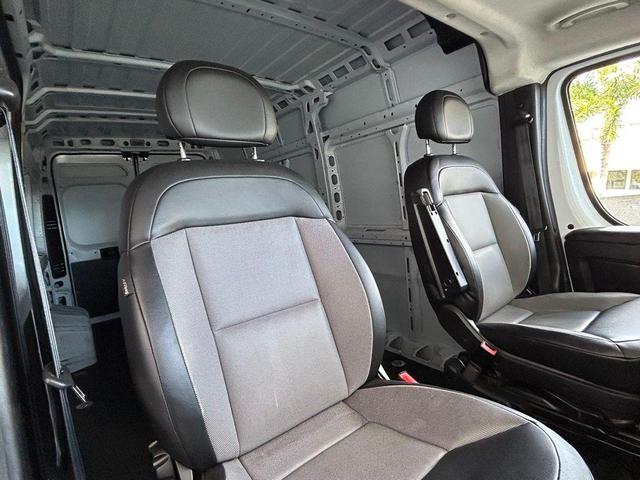 Photo of 2023 Bright White Clearcoat RAM ProMaster 2500