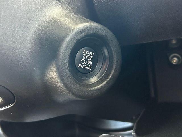 Photo of 2023 Bright White Clearcoat RAM ProMaster 2500