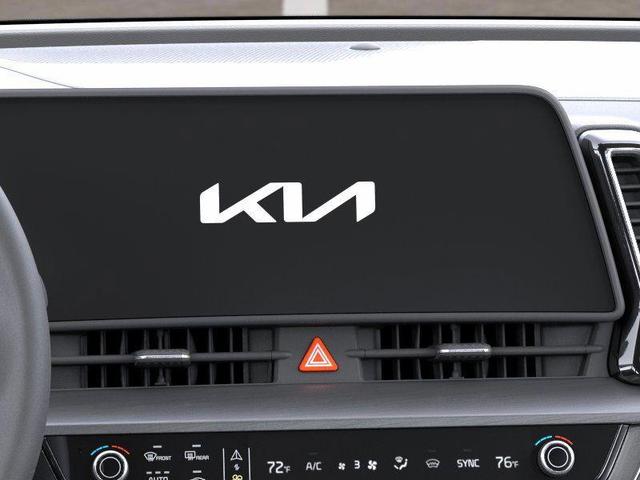 Photo of 2025 Snow White Pearl Kia Sportage Hybrid