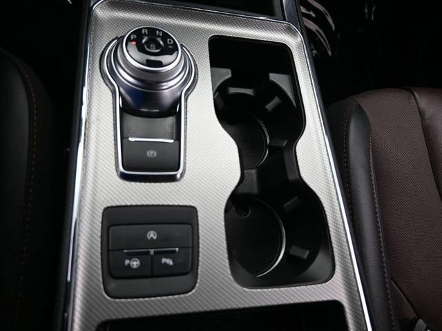 Photo of 2022 Stone Blue Metallic Ford Edge