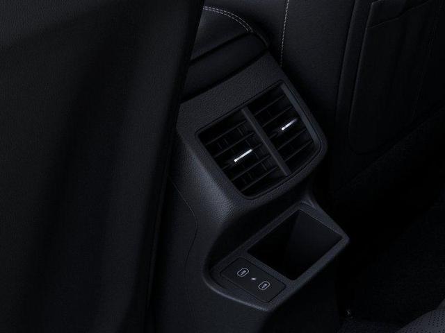 Photo of 2025 Steel Gray Kia Seltos