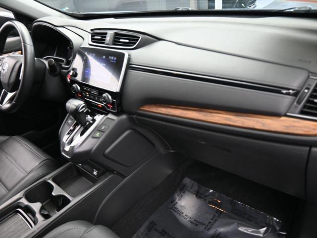 Photo of 2022 Gray Pearl Honda CR-V