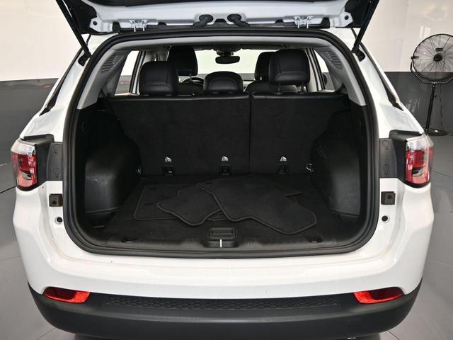 Photo of 2022 Bright White Clearcoat Jeep Compass