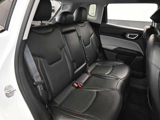 Photo of 2022 Bright White Clearcoat Jeep Compass