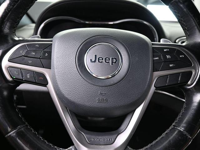 Photo of 2020 Bright White Clearcoat Jeep Grand Cherokee