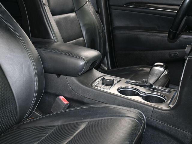 Photo of 2020 Bright White Clearcoat Jeep Grand Cherokee