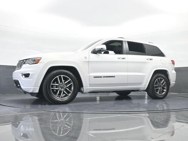 Photo of 2020 Bright White Clearcoat Jeep Grand Cherokee