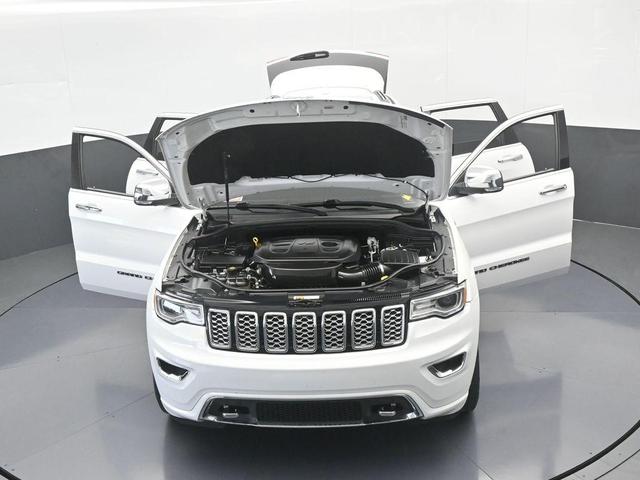 Photo of 2020 Bright White Clearcoat Jeep Grand Cherokee