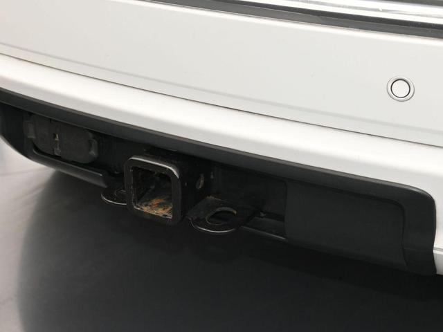 Photo of 2020 Bright White Clearcoat Jeep Grand Cherokee