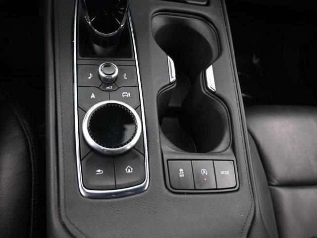 Photo of 2024 Stellar Black Metallic Cadillac XT4
