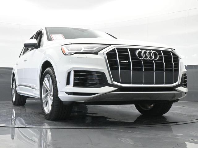 Photo of 2021 Carrara White Audi Q7