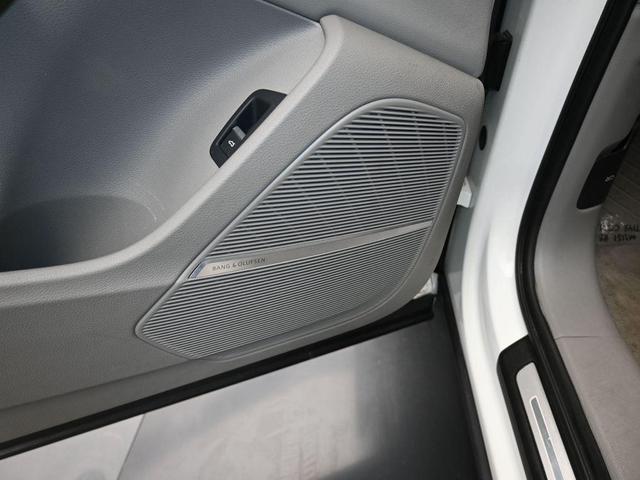Photo of 2021 Carrara White Audi Q7