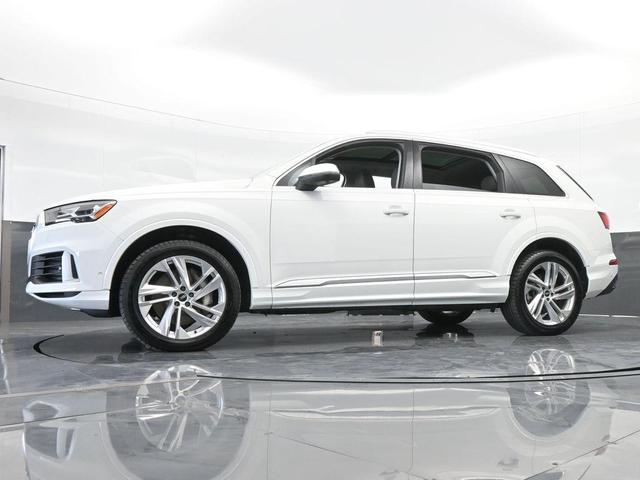 Photo of 2021 Carrara White Audi Q7