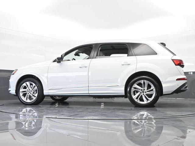 Photo of 2021 Carrara White Audi Q7