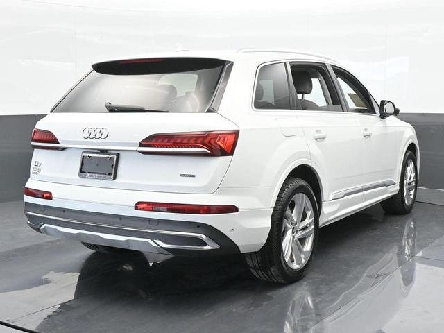 Photo of 2021 Carrara White Audi Q7