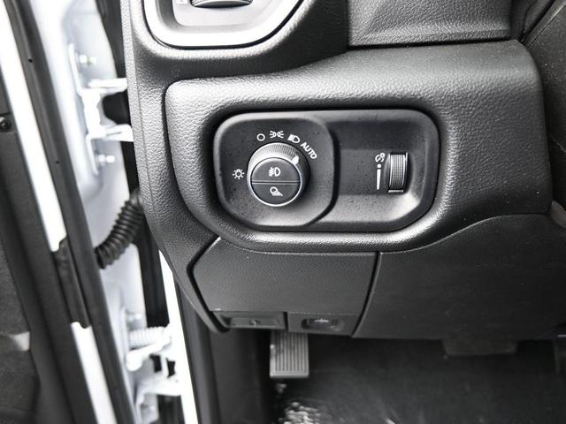 Photo of 2025 Bright White Clearcoat RAM 2500
