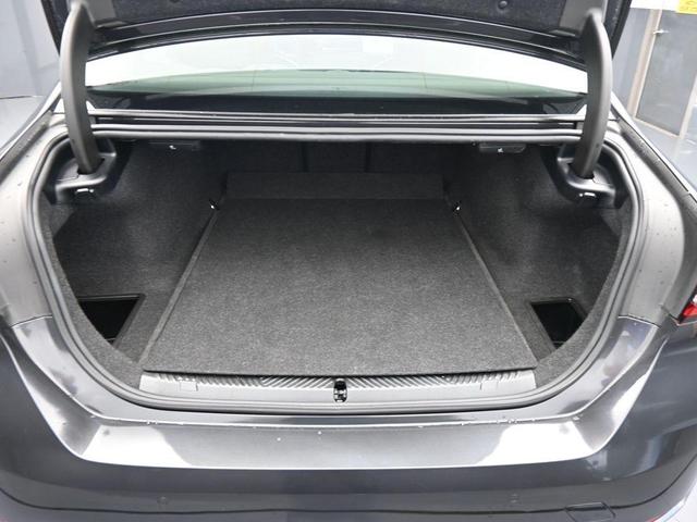 Photo of 2024 Black BMW 530
