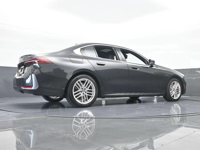 Photo of 2024 Black BMW 530