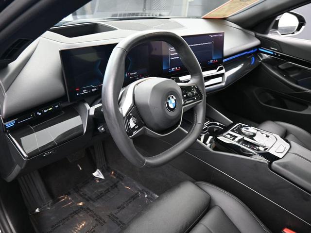 Photo of 2024 Black BMW 530