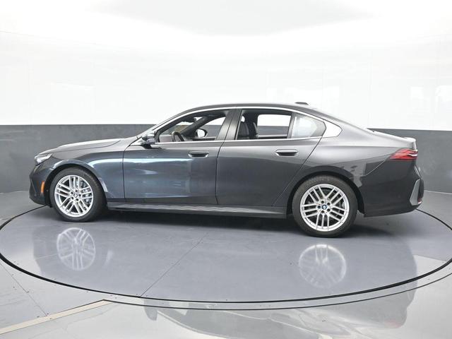 Photo of 2024 Black BMW 530