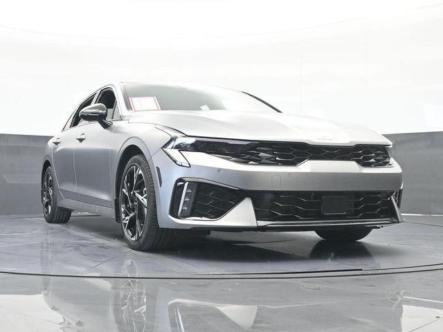 Photo of 2025 Steel Kia K5