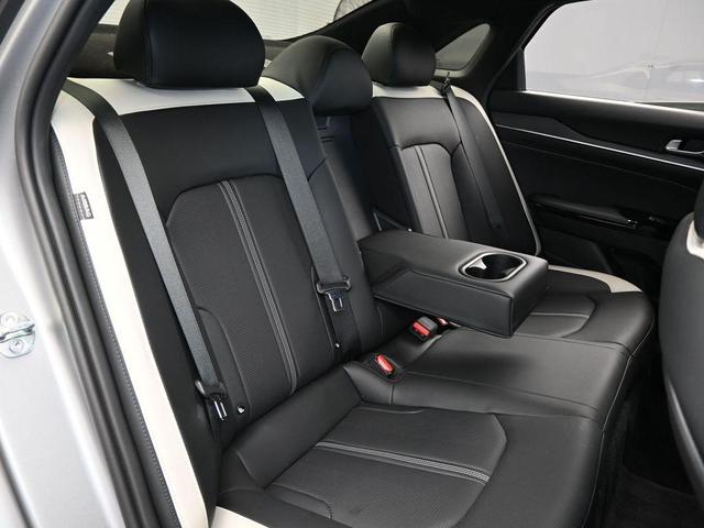 Photo of 2025 Steel Kia K5