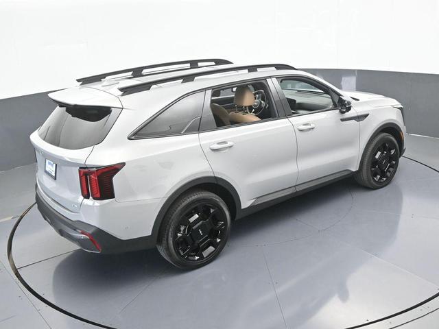 Photo of 2024 Wolf Gray Kia Sorento